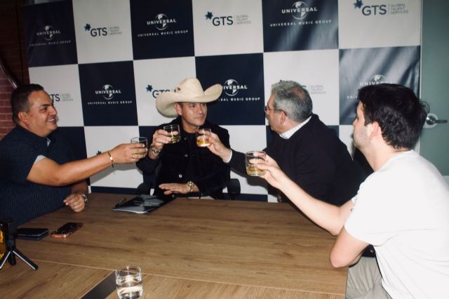 Joaquín Guiller firma con Universal Music Group y abre una nueva etapa en su carrera internacional - 2, Foto 2