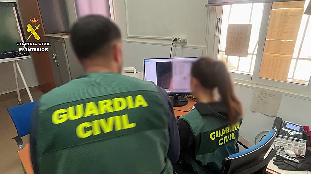 Cae un grupo criminal que utilizaba apps de citas para robar móviles y cometer estafas bancarias - 3, Foto 3