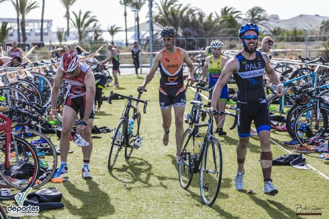250 atletas en el VIII Triatlón sprint Marina de Las Salinas - 2, Foto 2