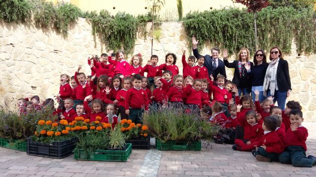 El Ayuntamiento amplía el catálogo verde lorquino con la plantación de 9.600 árboles y plantas en los últimos años - 1, Foto 1