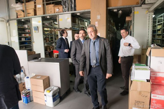 El alcalde visitó las instalaciones de Automenor - 4, Foto 4