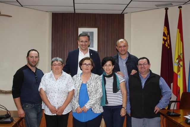 Las Asociaciones de Vecinos de nuestras pedanas firmn un convenio de colaboracin con el Ayuntamiento de Alhama, Foto 1