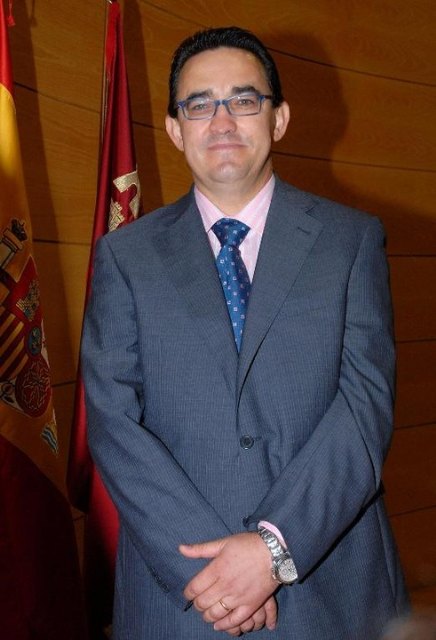 El Director General de Calidad Educativa y FP vista el IES Miguel Hernndez y una conocida empresa alhameña, Foto 1