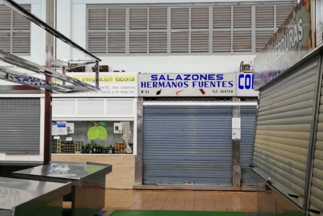 Limpieza exhaustiva en el Mercado Santa Florentina - 1, Foto 1