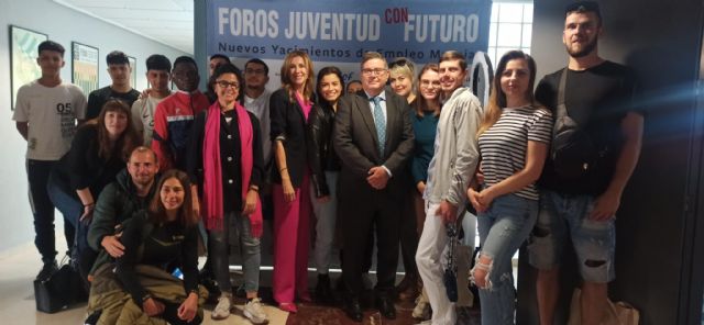 Más de 70 jóvenes conocen las oportunidades de empleo en los sectores de ciberseguridad y robótica de la mano del SEF e Incyde - 2, Foto 2