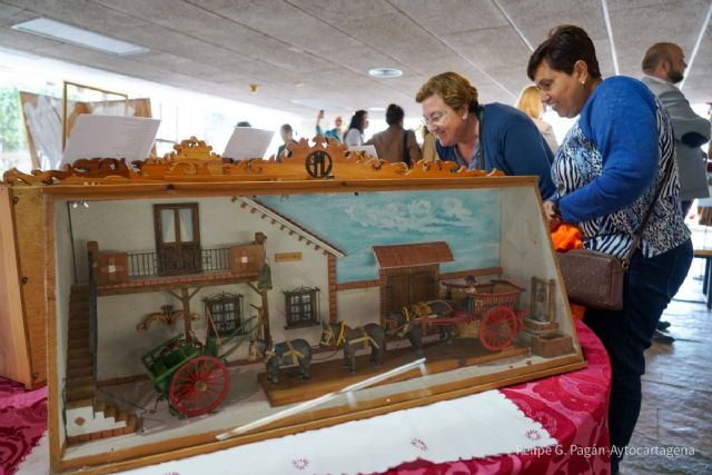 El papel de la mujer en el ámbito rural centra la exposición ´El campo de Cartagena en miniatura por Antonio Madrid López´ - 1, Foto 1