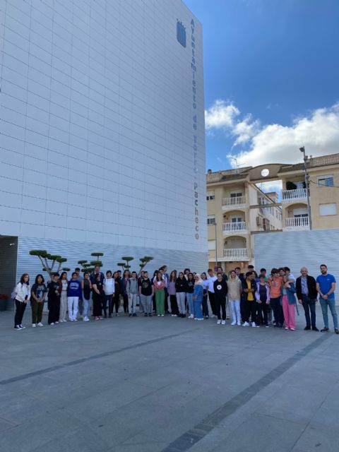 El Ayuntamiento de Torre Pacheco expone las obras delBachillerato de Artes del IES Luis Manzanares durante los meses de abril ymayo - 2, Foto 2