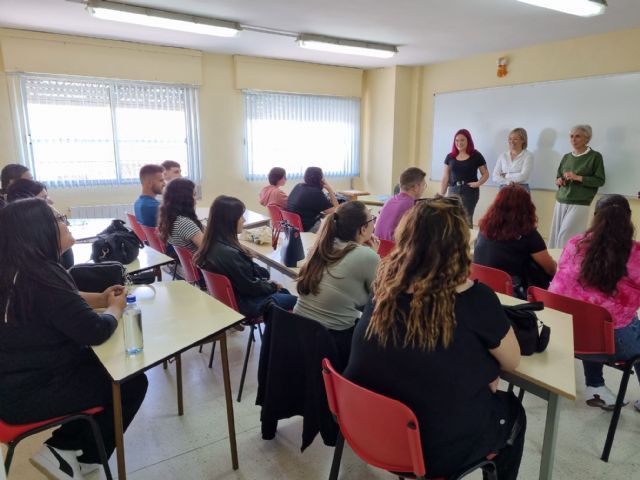 Inicio de un nuevo Programa Mixto de Empleo y Formación sobre jardinería - 2, Foto 2