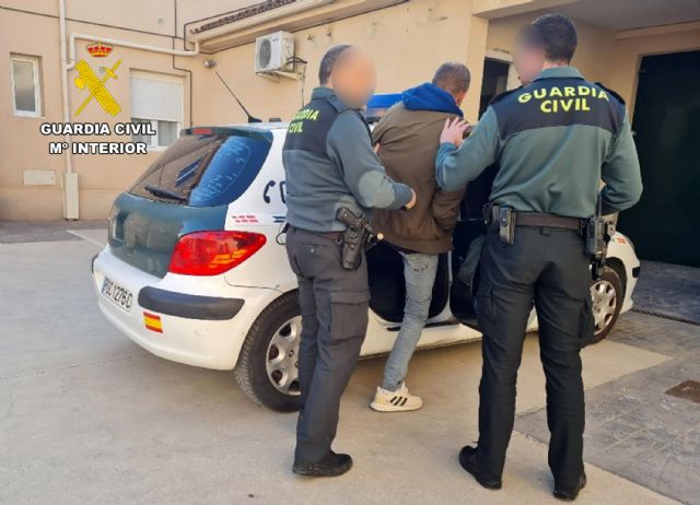 La Guardia Civil localiza y detiene al presunto autor de un apuñalamiento en Cehegín - 1, Foto 1
