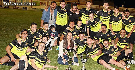 Entrega de trofeos de la Liga y la Copa de Fútbol Juega Limpio 2015/16 - 1, Foto 1