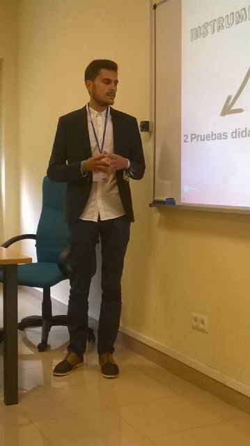 El joven totanero Pedro Antonio García Tudela en el IV congreso internacional de Investigación e Innovación en Educación, Foto 1