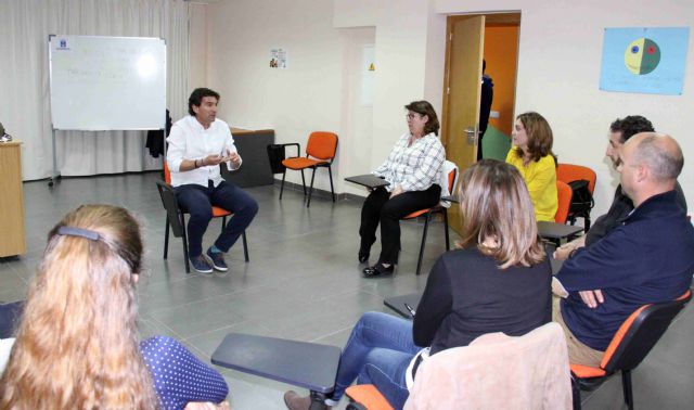 Ana Peinado habla de inteligencia emocional en la clausura de las charlas de la 'Escuela de Padres y Madres' - 2, Foto 2