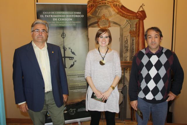 La Concejala de Cultura presenta un ciclo de conferencias sobre el Patrimonio Histórico de Cehegín - 2, Foto 2