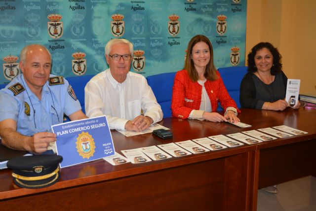 La aplicación móvil Comercio Seguro permitirá conectar de forma gratuita los comercios con la Policía Local - 1, Foto 1