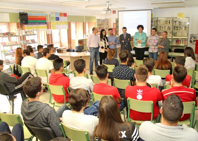 El Ayuntamiento y el INFO impulsan una jornada de emprendimiento en el IES Rambla de Nogalte de Puerto Lumbreras - 1, Foto 1
