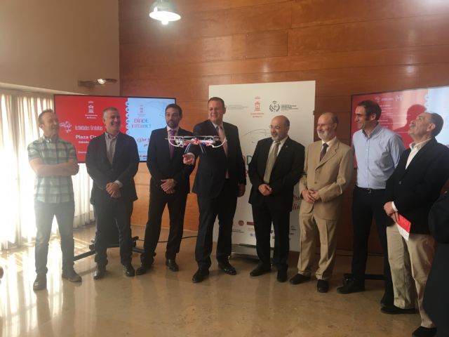 La Fiesta de internet vuelve a la Plaza Circular con distintas actividades para acercar las nuevas tecnologías a las familias - 1, Foto 1