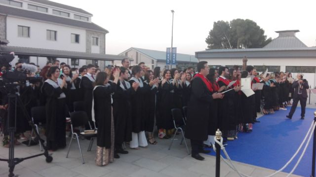 La UCAM suma a la historia de Cartagena la primera graduación del Campus de los Dolores - 2, Foto 2