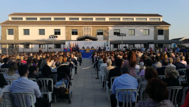 La UCAM suma a la historia de Cartagena la primera graduación del Campus de los Dolores - 3, Foto 3
