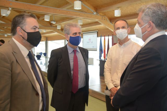 La UPCT lidera un proyecto europeo para que los docentes de la Región pueden realizar unidades didácticas interactivas de forma sencilla - 1, Foto 1