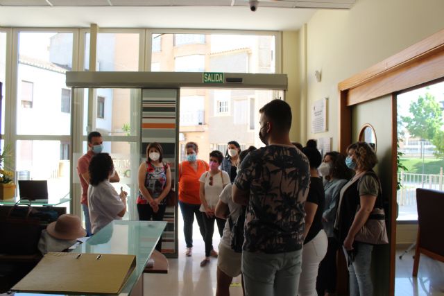 El Centro de Día de Puerto Lumbreras recibe la visita de los alumnos del 'Curso de Atención Sociosanitaria a Personas dependientes en Instituciones Sociales' - 3, Foto 3