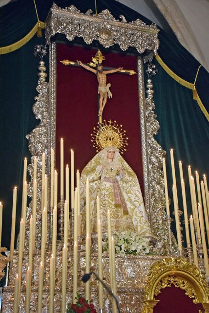 Magnifico altar efímero para los cultos de Quinario en honor al Santísimo Cristo de la Vera-cruz de Alcalá del Río - 2, Foto 2