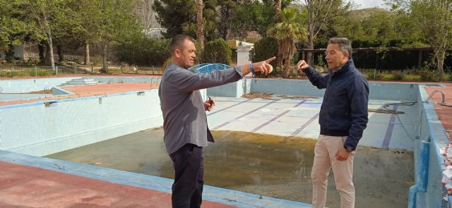 Lorca contará con un nuevo recinto de piscinas de verano en La Torrecilla, tras cuatro años consecutivos de clausura y abandono que han provocado la ruina irreversible de las actuales instalaciones - 3, Foto 3