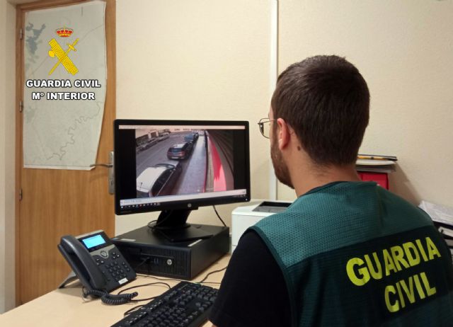 La Guardia Civil detiene en Murcia a un experimentado delincuente dedicado a robar en viviendas - 1, Foto 1