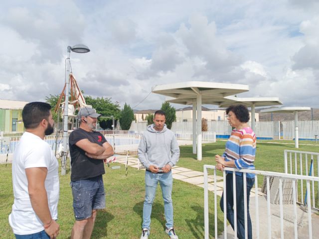 Comienzan los trabajos de mantenimiento y  acondicionamiento para la próxima apertura de la piscina municipal - 3, Foto 3