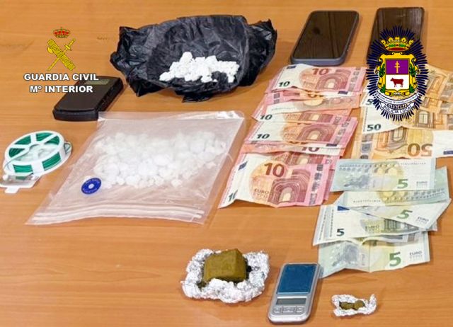 Desmanteladas en Caravaca de la Cruz cuatro viviendas dedicadas a la venta de distintas sustancias estupefacientes - 4, Foto 4