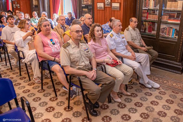 La conferencia sobre ‘Enigma’ llena el Museo Histórico Militar hasta el punto que volverá a repetirse - 5, Foto 5