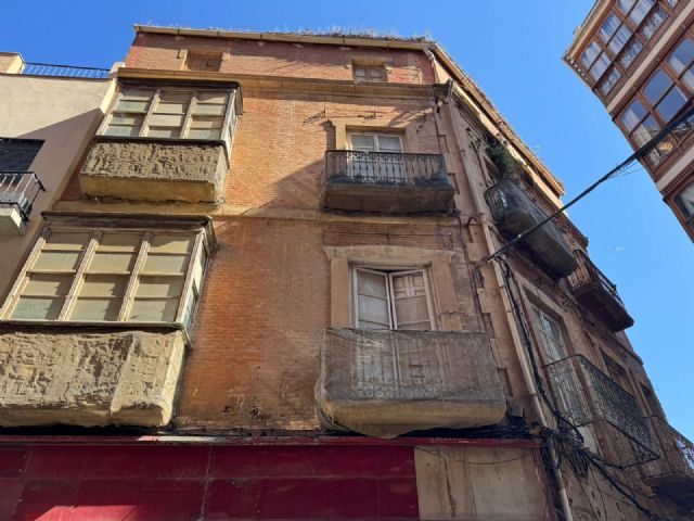 MC: Arroyo convierte otro edificio en un solar después de ocultar durante dos meses su situación ruinosa - 2, Foto 2