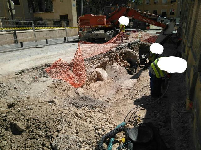 Huermur solicita protección para los hallazgos encontrados junto a la ubicación del antiguo Alcázar Seguir del siglo XIII en Murcia - 1, Foto 1
