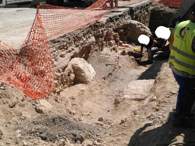 Huermur solicita protección para los hallazgos encontrados junto a la ubicación del antiguo Alcázar Seguir del siglo XIII en Murcia - 2, Foto 2