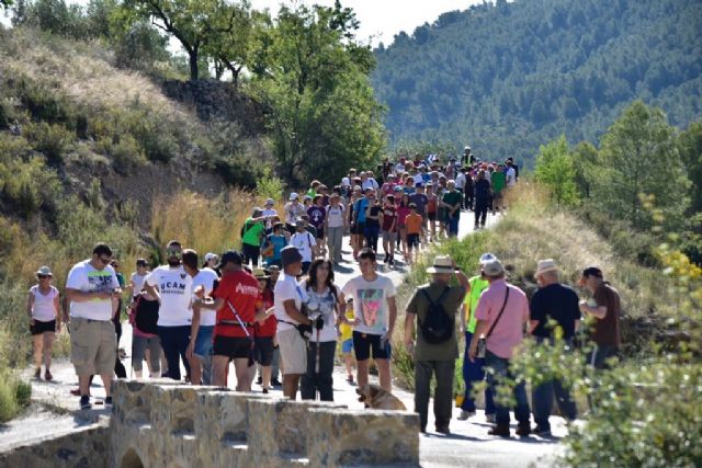 Centenares de personas marchan por un caudal ecológico desde su nacimiento del río Mula - 4, Foto 4