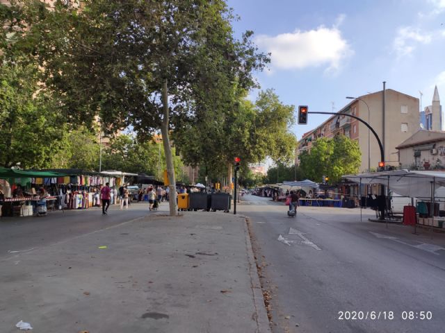El Ayuntamiento anima a los comerciantes de los mercadillos a que realicen una correcta recogida de residuos - 3, Foto 3