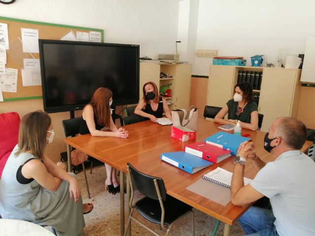 Los niños de Infantil del colegio San José de Calasanz de Alquerías contarán con aseos nuevos para el próximo curso - 2, Foto 2