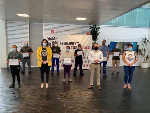 7 personas contratadas en Empleo Público Local - 1, Foto 1