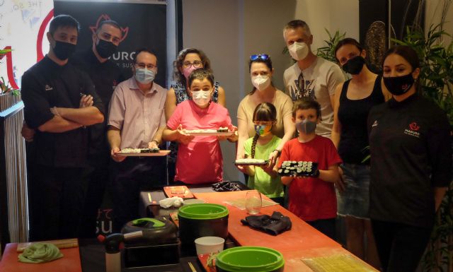 Maguro celebra el Día Internacional del Sushi más especial con un taller para las familias de Abamur - 1, Foto 1