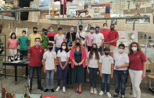 Centros escolares de Murcia, Cartagena y Totana, ganadores de la ltima edicin del concurso Consumpolis, Foto 1