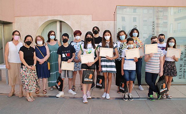 Cuentos de premio escritos por niños y jóvenes - 1, Foto 1