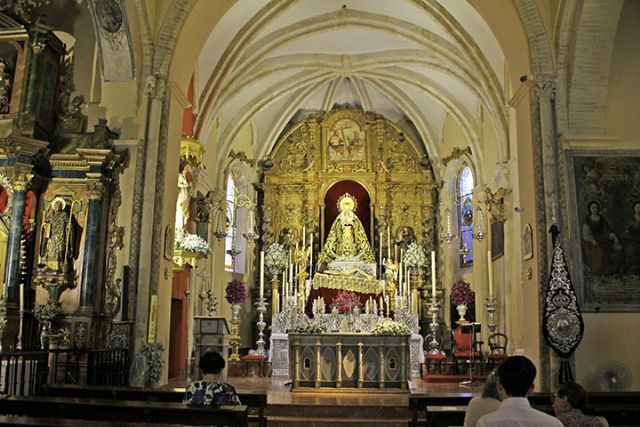 Revitalizar la Hermandad de la Soledad es el objetivo de la candidatura que presentó Luis Carlos Velázquez en Alcalá del Río - 1, Foto 1