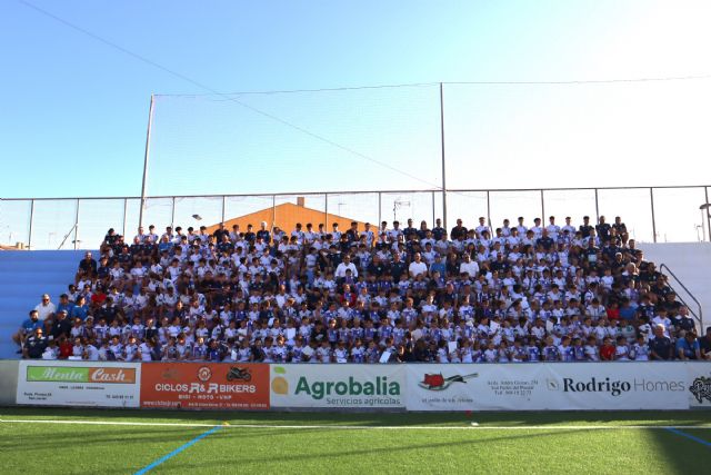 La Escuela de Fútbol Base clausuró la temporada 23-24 con una jornada de convivencia - 1, Foto 1