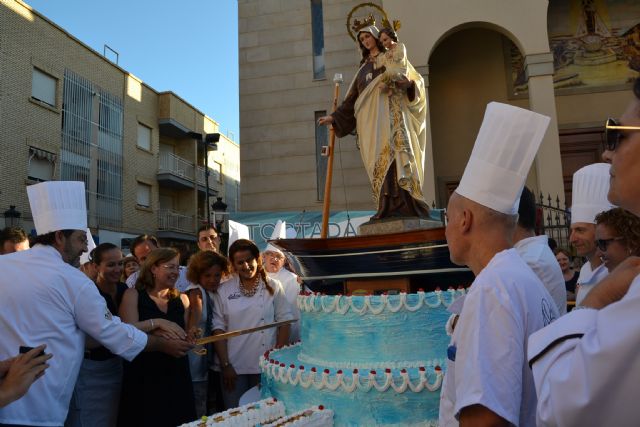 Más de 6.000 raciones de tarta en honor a la Virgen - 1, Foto 1