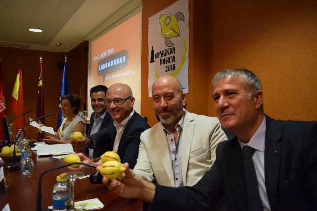 Más de un centenar de jóvenes preparan su salida al mercado laboral en las lanzaderas de empleo - 1, Foto 1