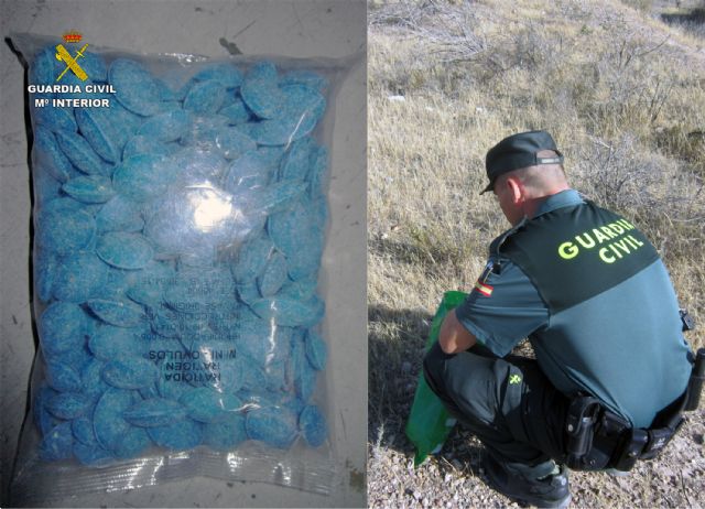 La Guardia Civil interviene más de un centenar de cebos envenenados en un paraje de El Esparragal-Murcia - 2, Foto 2