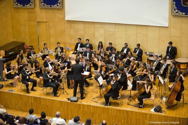 La Joven Orquesta Sinfónica de Cartagena se estrenó con un concierto en la UPCT - 1, Foto 1