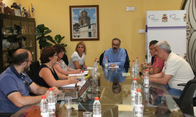 Crean una mesa de trabajo para implantar la Formación Profesional de Calzado y Complementos de moda en el curso 2017/18 - 1, Foto 1