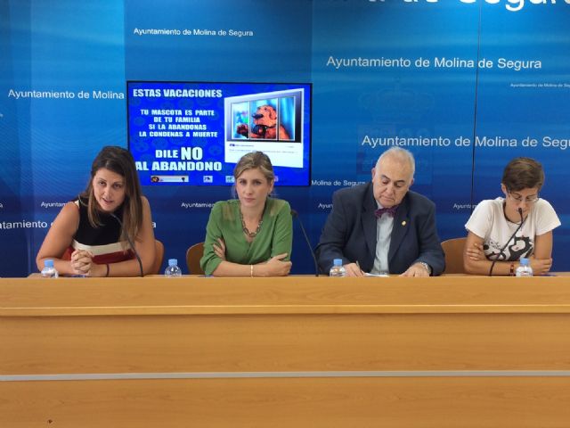 El Ayuntamiento de Molina de Segura presenta una nueva campaña de sensibilización contra el abandono de animales - 3, Foto 3
