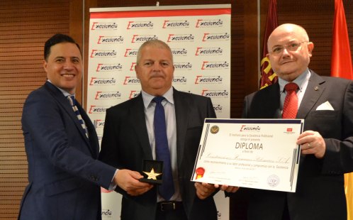 Construcciones Hermanos Palomares recibe la “Estrella de Oro” al Mérito Profesional, por su trayectoria, compromiso y profesionalidad, Foto 1