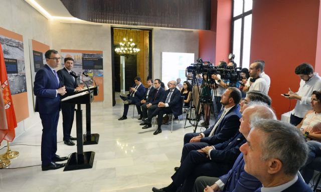 Murcia y Alicante reclaman una financiación estatal justa para la zona de mayor crecimiento demográfico de España - 3, Foto 3